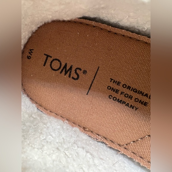TOMS- Plaid Slip-On Shoes,‎ Womens Size:9, Pre- Owned - Picture 4 of 5